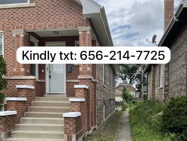 property at 2425 Ridgeland Ave