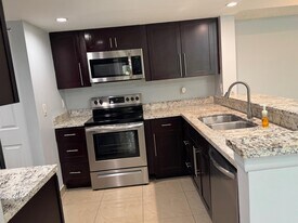 9288 W Atlantic Blvd in Coral Springs, FL - Building Photo