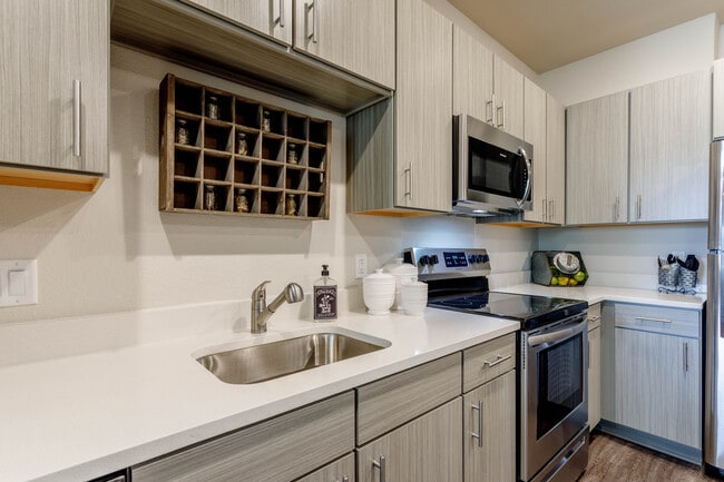 Solana Lakewood in Lakewood, CO - Building Photo - Interior Photo