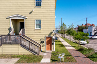 2702 Avenue K in Galveston, TX - Foto de edificio - Building Photo