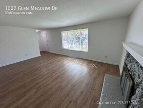 1002 Glen Meadow Dr in Sparks, NV - Building Photo - Building Photo
