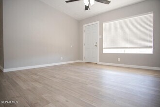 5145 Rutherford Dr in El Paso, TX - Building Photo - Building Photo