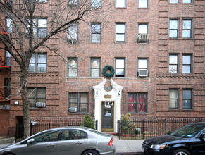 34-35 74th St in Flushing, NY - Building Photo - Building Photo