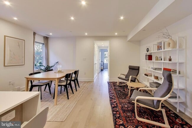 property at 4017 Davis Pl NW