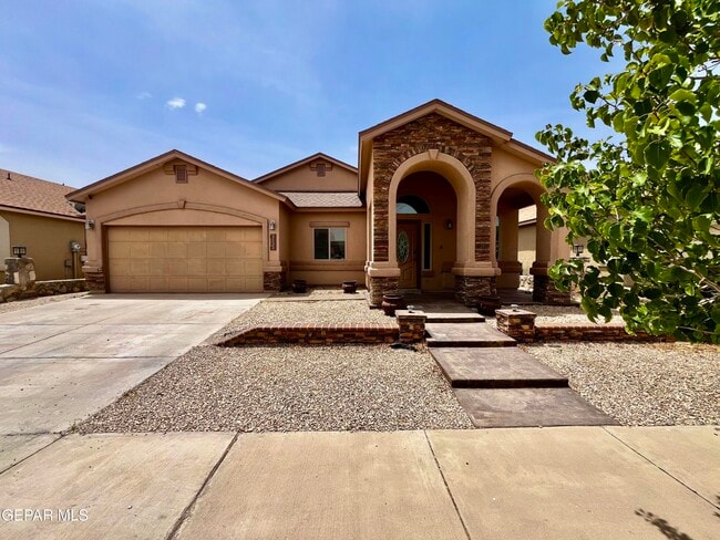 3133 Clearbrook in El Paso, TX - Building Photo - Building Photo