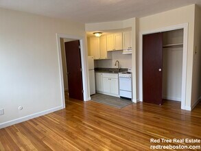 168 N Beacon St in Boston, MA - Building Photo - Building Photo