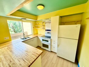 7958 Mission Center Ct in San Diego, CA - Building Photo - Building Photo