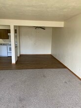 Arrowhead Pointe Apartments in Beloit, WI - Building Photo - Building Photo