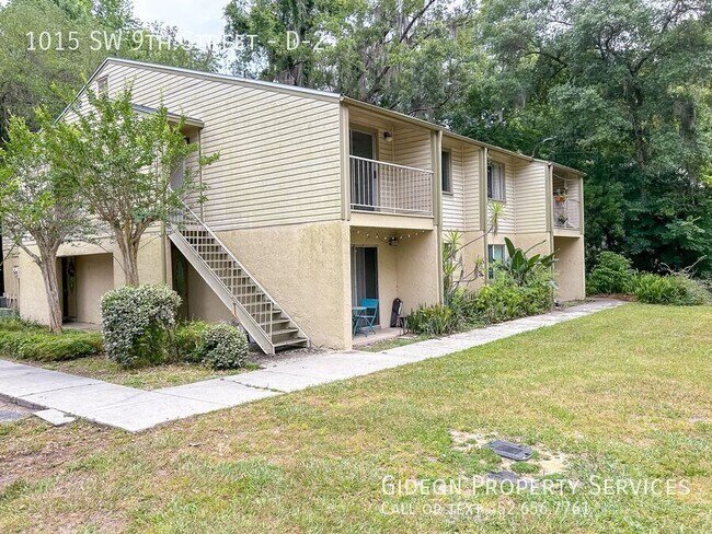 property at 1015 SW 9th St