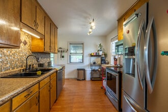 1627 38th St in Rapid City, SD - Building Photo - Building Photo