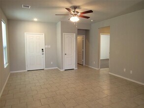 25606 Northpark Palm Dr in Porter, TX - Building Photo - Building Photo