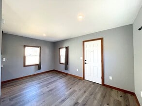 337 Liberty St in Hutchinson, KS - Building Photo - Building Photo