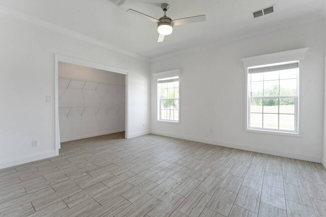 3109 Walden Shores Blvd in Lake Wales, FL - Building Photo - Building Photo