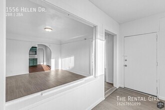 1556 Helen Dr in Los Angeles, CA - Building Photo - Building Photo