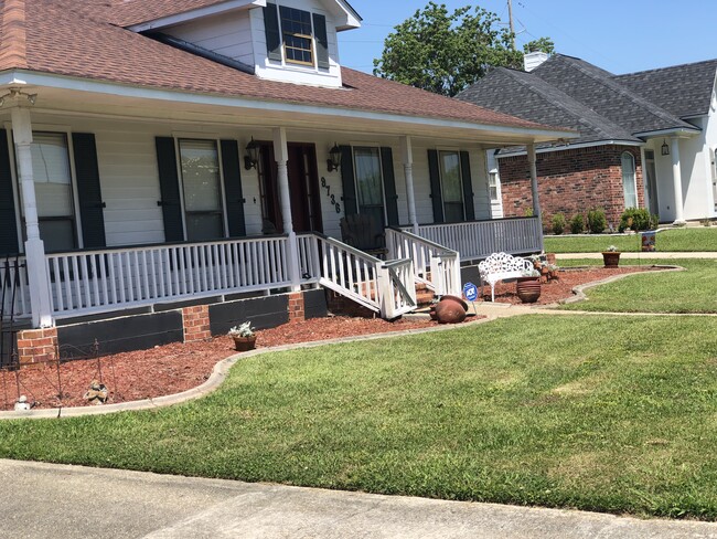 property at 9736 Kinglet Dr