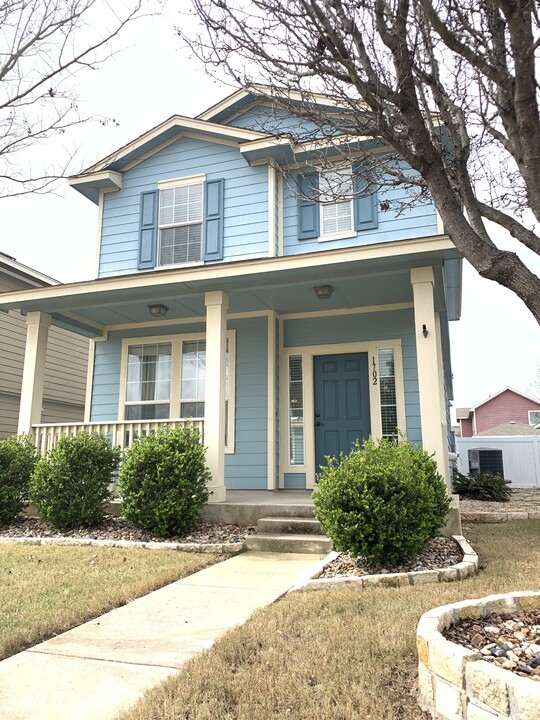 1702 Sand Hills Dr in Cedar Park, TX - Building Photo