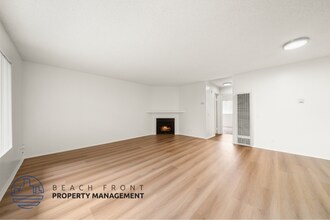 2070 Magnolia in Long Beach, CA - Building Photo - Building Photo