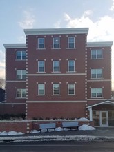 Nyack Point Apartments in Nyack, NY - Foto de edificio - Building Photo