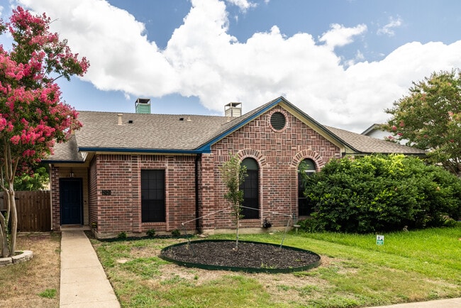 2926 Roxboro Rd