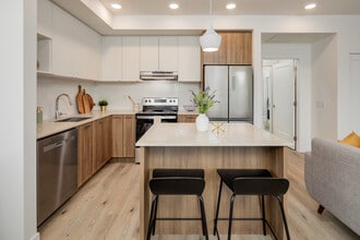 The McCallum in Abbotsford, BC - Building Photo - Interior Photo