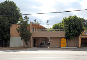 12949 San Fernando Rd Apartments