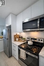 15 Kappele Cir in Stratford, ON - Building Photo - Building Photo