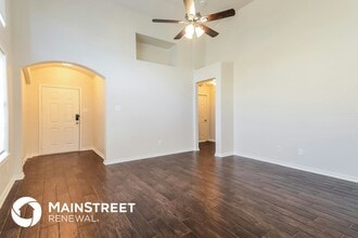 8923 Redford Rd in Cross Roads, TX - Foto de edificio - Building Photo