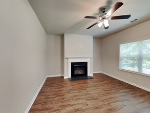 4111 Bigsage Dr in Atlanta, GA - Building Photo - Building Photo