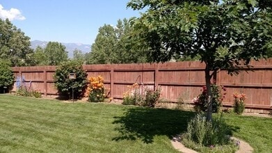 1110 Pond Side Dr in Colorado Springs, CO - Building Photo - Building Photo