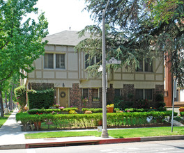 9207 Alden Dr in Beverly Hills, CA - Building Photo - Building Photo