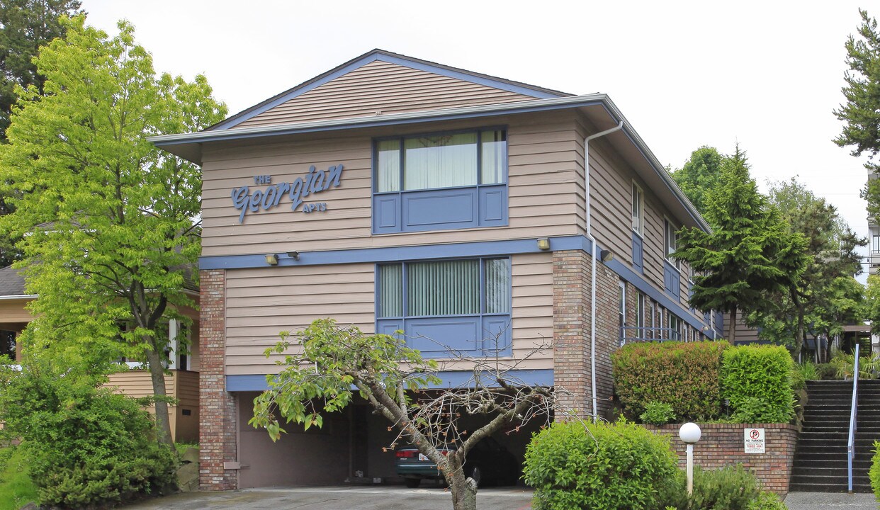 The Georgian in Everett, WA - Foto de edificio