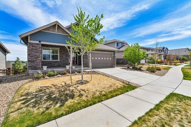 7956 S Grand Baker Way in Aurora, CO - Building Photo - Building Photo