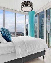 888 Biscayne Blvd, Unit 07 in Miami, FL - Building Photo - Building Photo