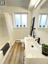 371 Margaret Ave in Kitchener, ON - Building Photo - Building Photo