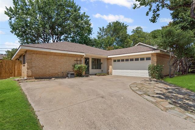 2415 Amber Hill Ln in Euless, TX - Building Photo - Building Photo
