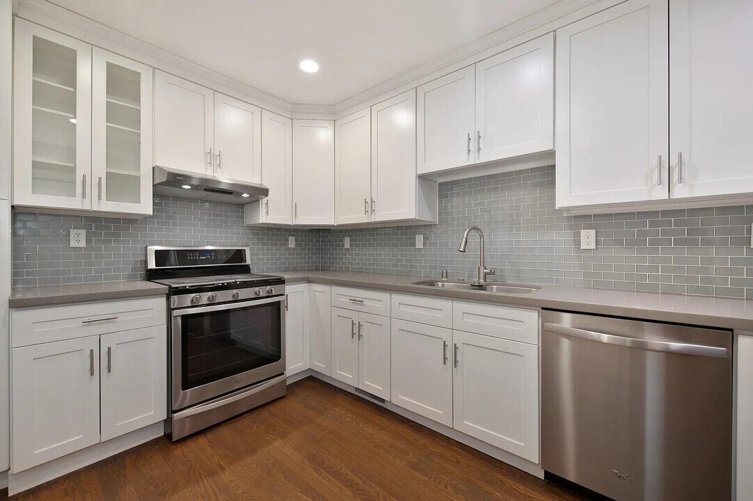 2131 51st St in Sacramento, CA - Building Photo