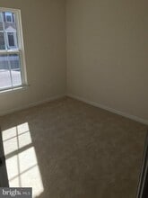 42608 Smokey Embers Terrace in Sterling, VA - Building Photo - Building Photo