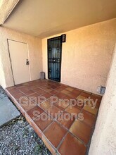 1717 Griegos Rd NW in Albuquerque, NM - Building Photo - Building Photo