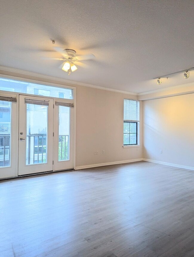 property at 911 N Orange Ave