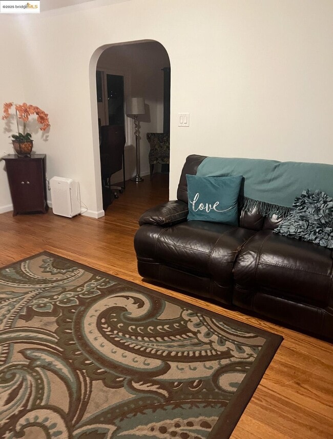 640 Myrtle Ave in South San Francisco, CA - Building Photo - Building Photo