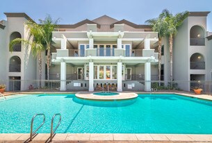 Towne at Glendale Apartments