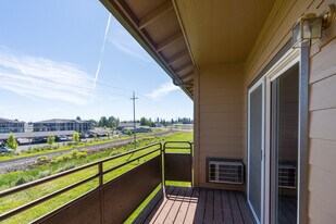Lakeside Apartments in Medical Lake, WA - Building Photo