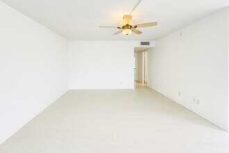 238 Fanshaw F in Boca Raton, FL - Building Photo - Building Photo