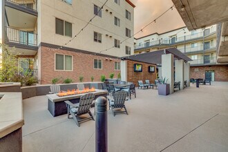 The Fredrick in Tempe, AZ - Foto de edificio - Building Photo