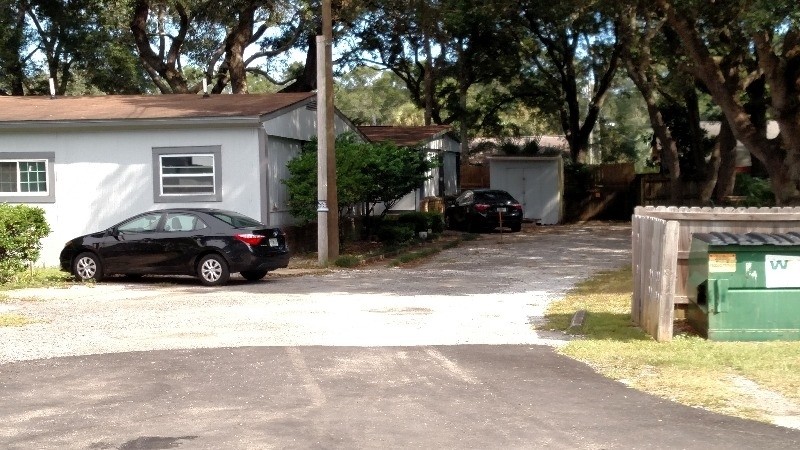7706 W Fairfield Dr in Pensacola, FL - Building Photo