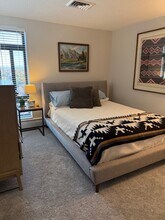 3131 E Alameda Ave, Unit 1807 in Denver, CO - Building Photo - Building Photo