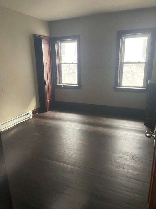 4325 W Burleigh St in Milwaukee, WI - Building Photo