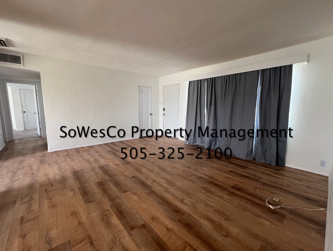 1015 N Butler Ave in Farmington, NM - Building Photo - Building Photo