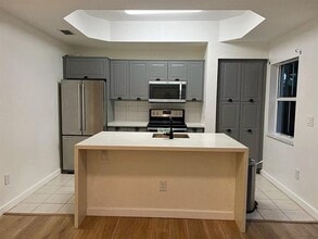4929 Tradewinds Ter in Fort Lauderdale, FL - Building Photo - Building Photo