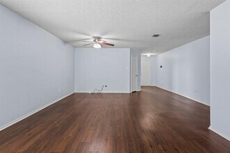 1937 Riverchase Ln in Justin, TX - Building Photo - Building Photo